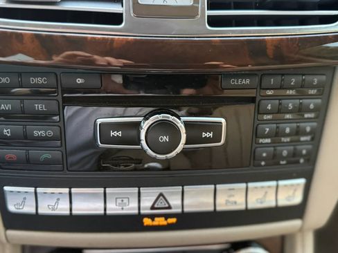 Used 2012 Mercedes-Benz CLS 550 image 35
