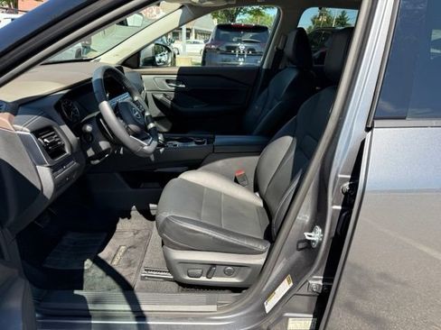 Certified 2022 Nissan Rogue SL w/ SL Premium Package AWD/4WD image 22