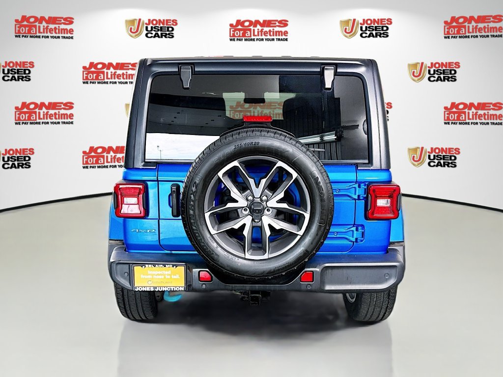 Used 2024 Jeep Wrangler Unlimited w/ Convenience Group AWD/4WD image 14