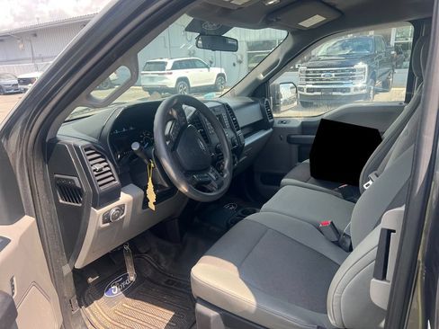Used 2016 Ford F150 XL w/ Equipment Group 101A Mid RWD image 6