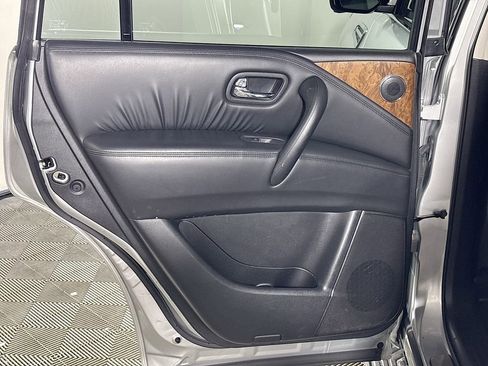 Used 2022 Nissan Armada SL image 20