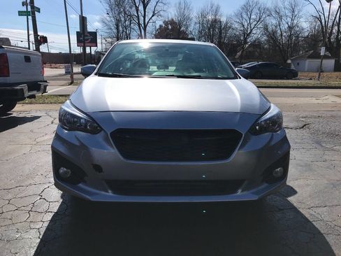 Used 2017 Subaru Impreza 2.0i Premium image 3