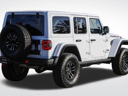 Used 2024 Jeep Wrangler Unlimited Rubicon image 9