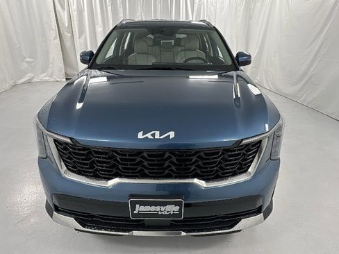 New 2026 Kia Sorento EX AWD/4WD image 8