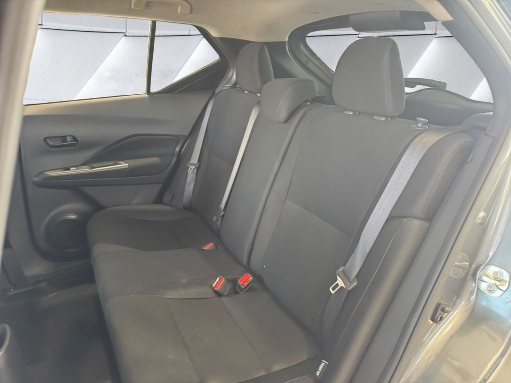 Used 2025 Nissan Kicks Play S FWD image 18