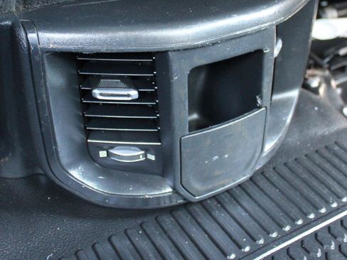 Used 2024 RAM 2500 Tradesman w/ Chrome Appearance Group AWD/4WD image 38