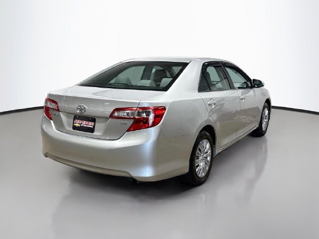Used 2013 Toyota Camry LE FWD image 7