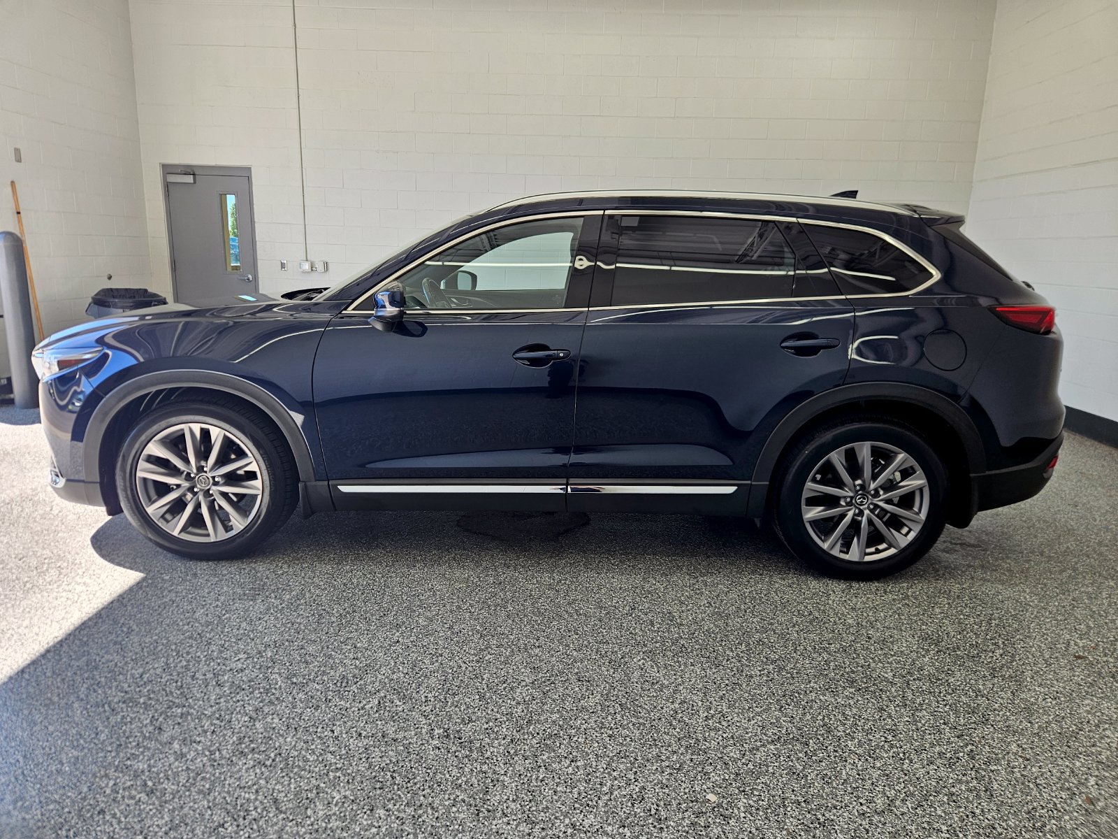 Used 2020 MAZDA CX-9 Grand Touring FWD image 2
