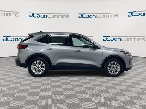 Used 2024 Ford Escape Active FWD image 9