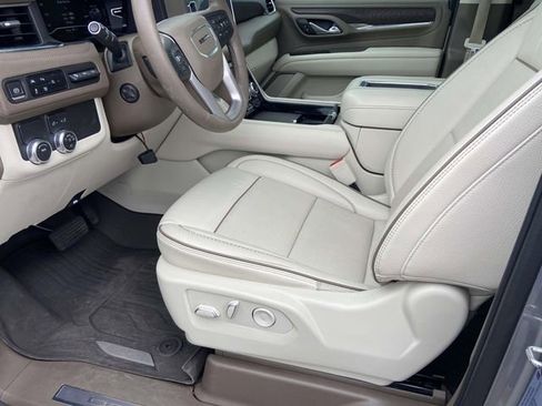 Certified 2023 GMC Yukon Denali RWD image 12