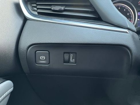 Used 2022 Buick Enclave Essence w/ LPO, Floor Liner Package image 62