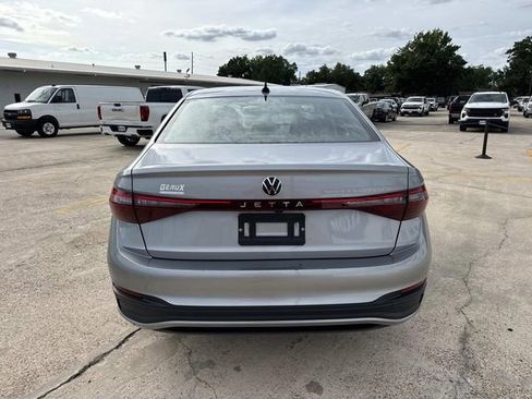 Used 2025 Volkswagen Jetta S FWD image 13