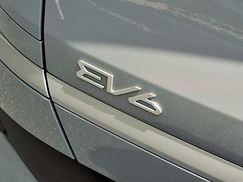Used 2025 Kia EV6 Light RWD image 24