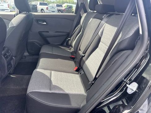 Used 2021 Nissan Rogue SV AWD/4WD image 8