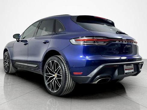 Used 2024 Porsche Macan Turbo image 3