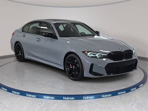 New 2026 BMW 330i Sedan w/ M Sport Package RWD image 3