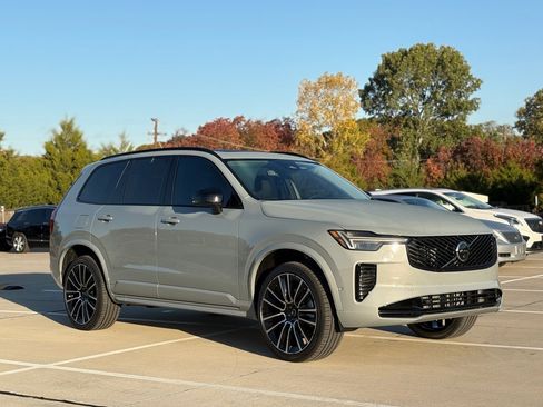 New 2026 Volvo XC90 B6 Ultra w/ Protection Package Premier image 4
