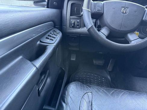 Used 2004 Dodge Ram 1500 Truck SLT w/ Sport Appearance Group image 27