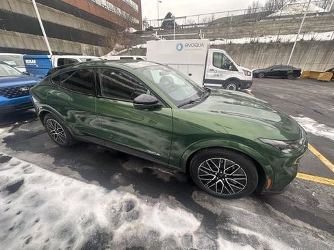 Used 2025 Ford Mustang Mach-E Premium image 4