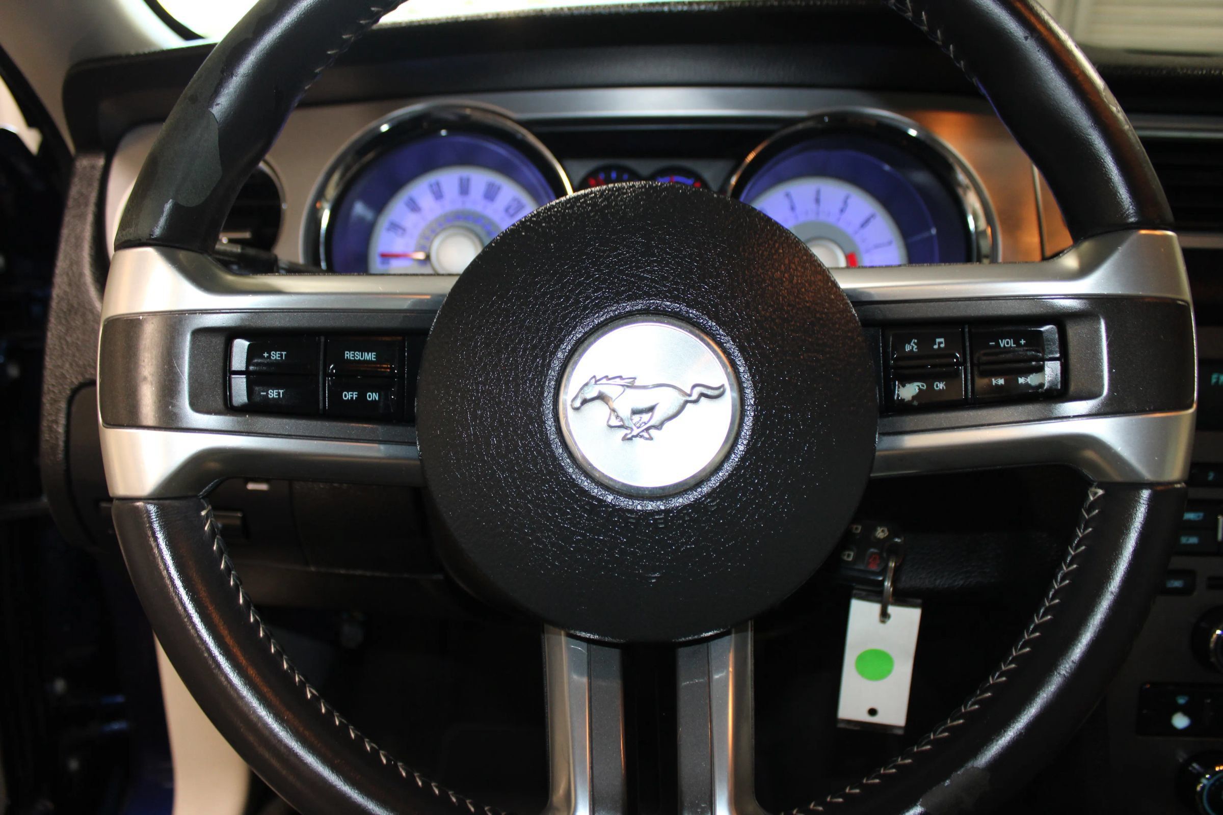 Used 2011 Ford Mustang Premium w/ Security Pkg RWD image 17