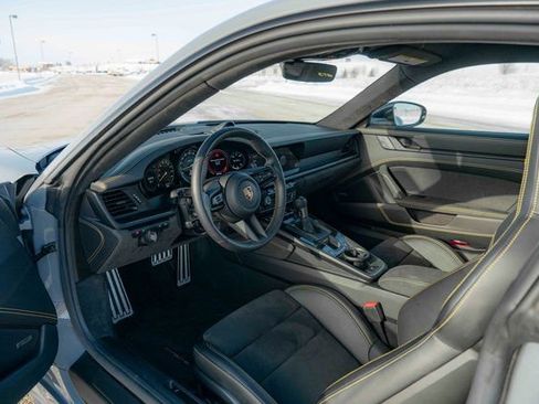 Used 2024 Porsche 911 GT3 image 31