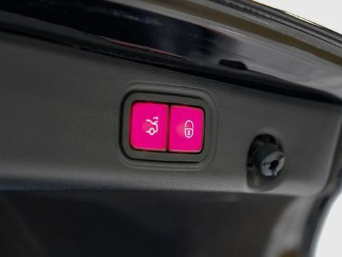 Used 2019 Mercedes-Benz E 63 AMG S w/ Driver Assistance Package image 87