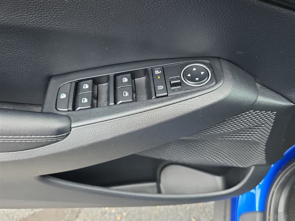 Used 2024 Kia Seltos X-Line AWD/4WD image 17