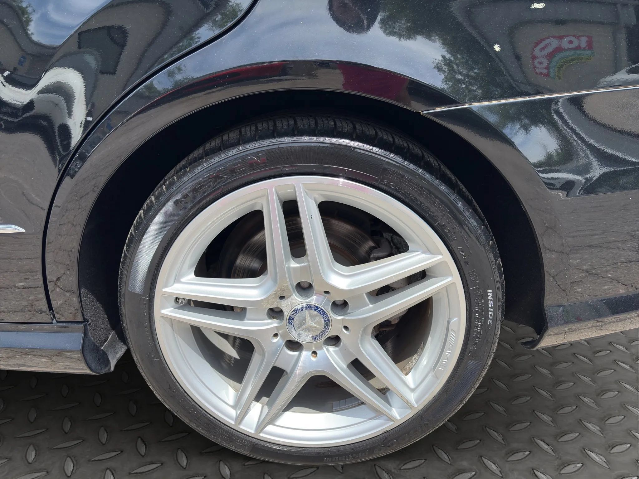 Used 2011 Mercedes-Benz E 350 Sedan image 25