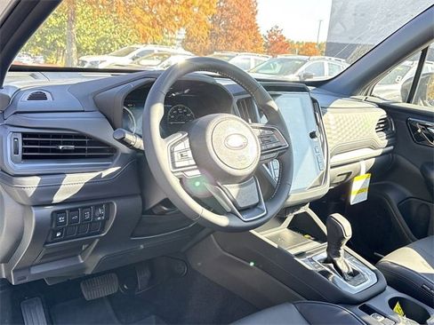 New 2025 Subaru Forester Limited image 10