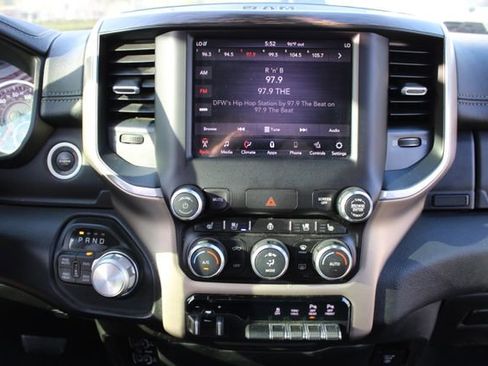 Used 2019 RAM 1500 Laramie AWD/4WD image 25