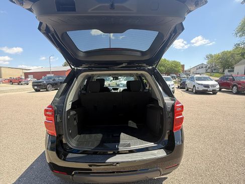 Used 2017 Chevrolet Equinox LT w/ Convenience Package FWD image 18