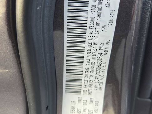 Used 2017 Jeep Cherokee Latitude w/ Cold Weather Group image 35