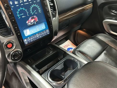 Used 2016 Nissan Titan SL AWD/4WD image 24