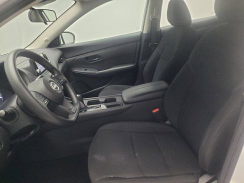 Used 2025 Nissan Sentra S FWD image 17