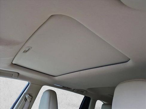 Used 2017 Toyota Highlander Limited AWD/4WD image 11