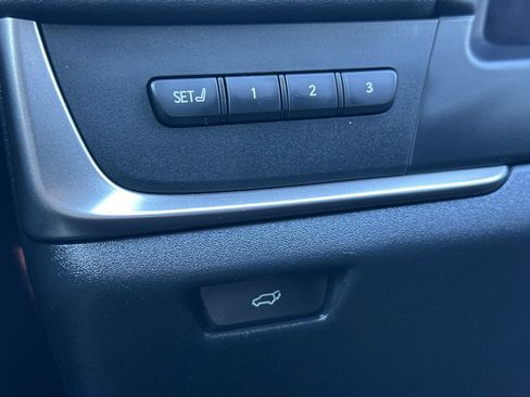 Used 2023 Lexus RZ 450e Premium image 31