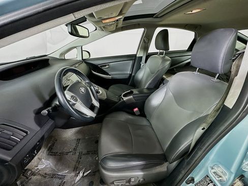 Used 2013 Toyota Prius Four image 27