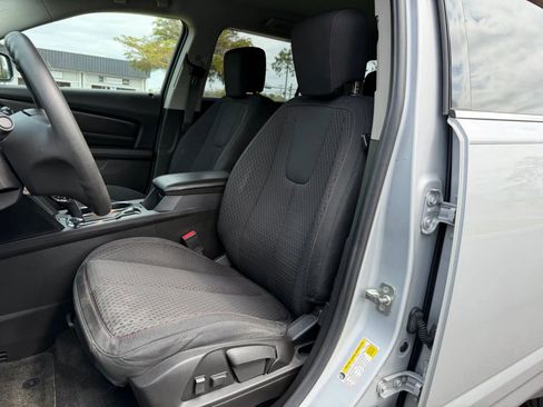 Used 2015 GMC Terrain SLE image 14