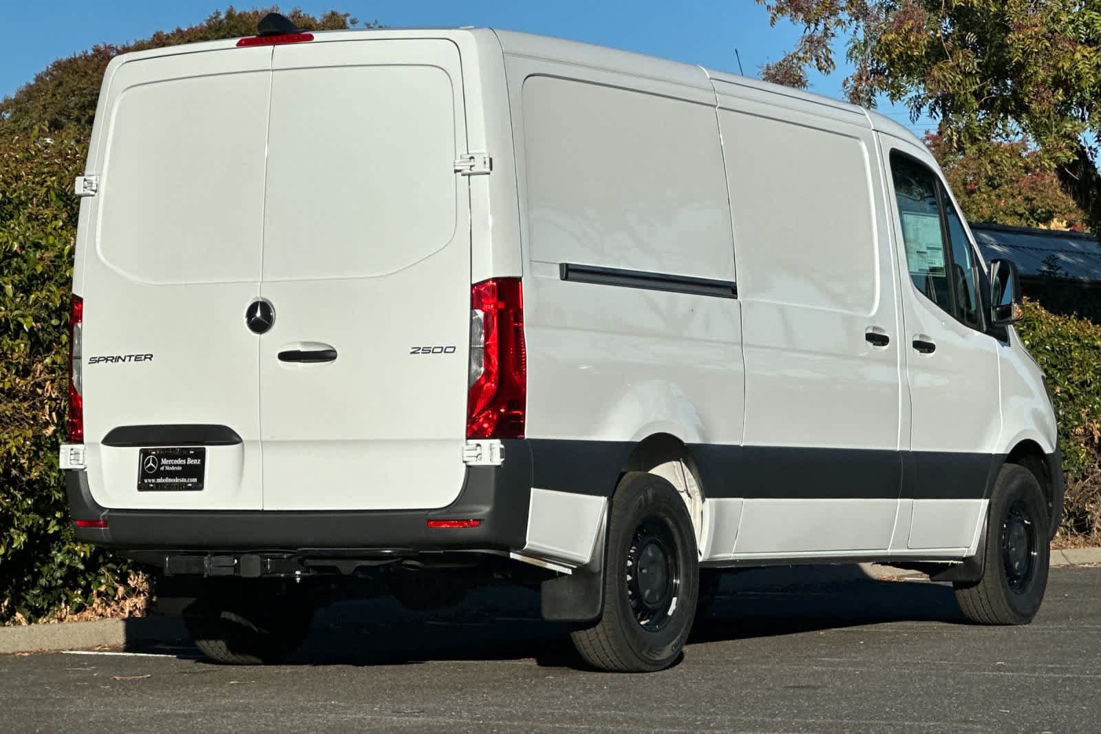 New 2026 Mercedes-Benz Sprinter 2500 image 3