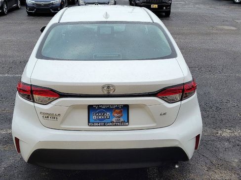 Used 2024 Toyota Corolla LE image 25