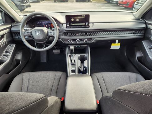 Certified 2025 Honda Accord LX image 8