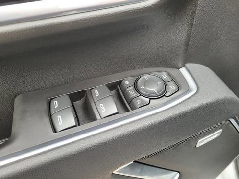 Certified 2025 Chevrolet Silverado 2500 LTZ w/ LTZ Convenience Package image 18