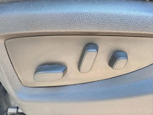 Used 2016 Chevrolet Silverado 3500 LT w/ LT Convenience Package image 15