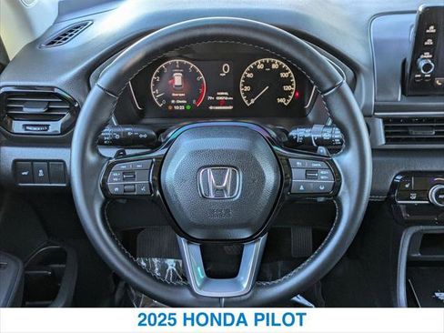 Certified 2025 Honda Pilot EX-L image 15