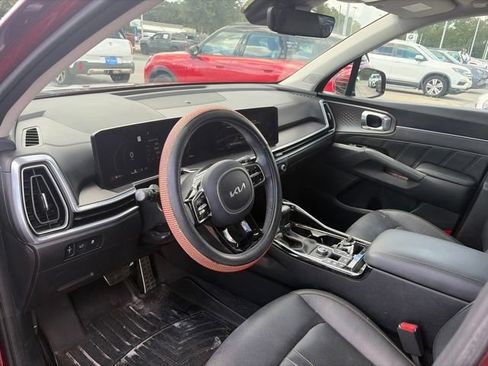 Used 2025 Kia Sorento SX FWD image 33
