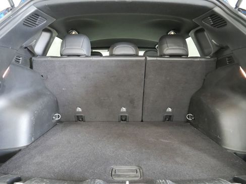 Used 2025 Jeep Compass Limited image 24