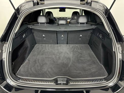 Used 2024 Mercedes-Benz GLC 300 GLC 300 image 23