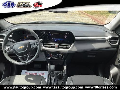 Used 2025 Chevrolet TrailBlazer LT AWD/4WD image 15