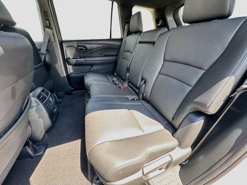 Used 2023 Honda Passport Elite image 29