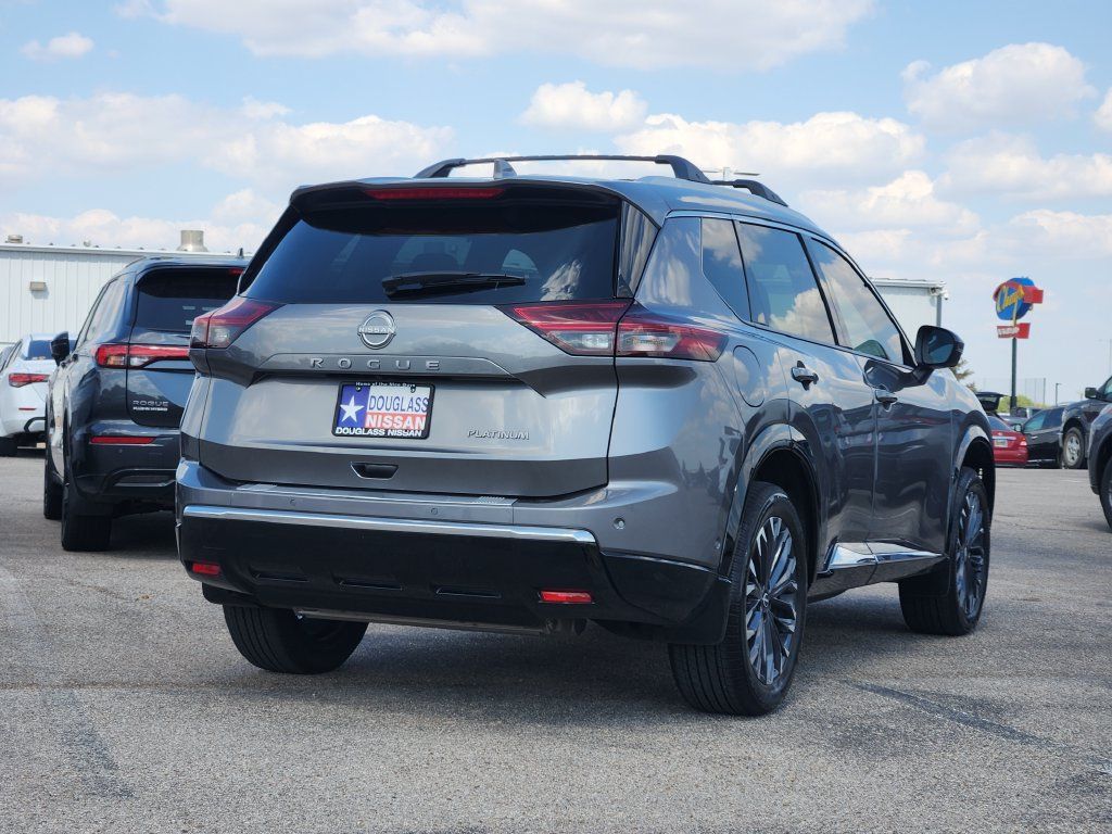 Used 2025 Nissan Rogue Platinum w/ Platinum Premium Package FWD image 4